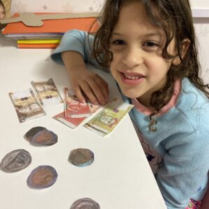image Monedas y billetes